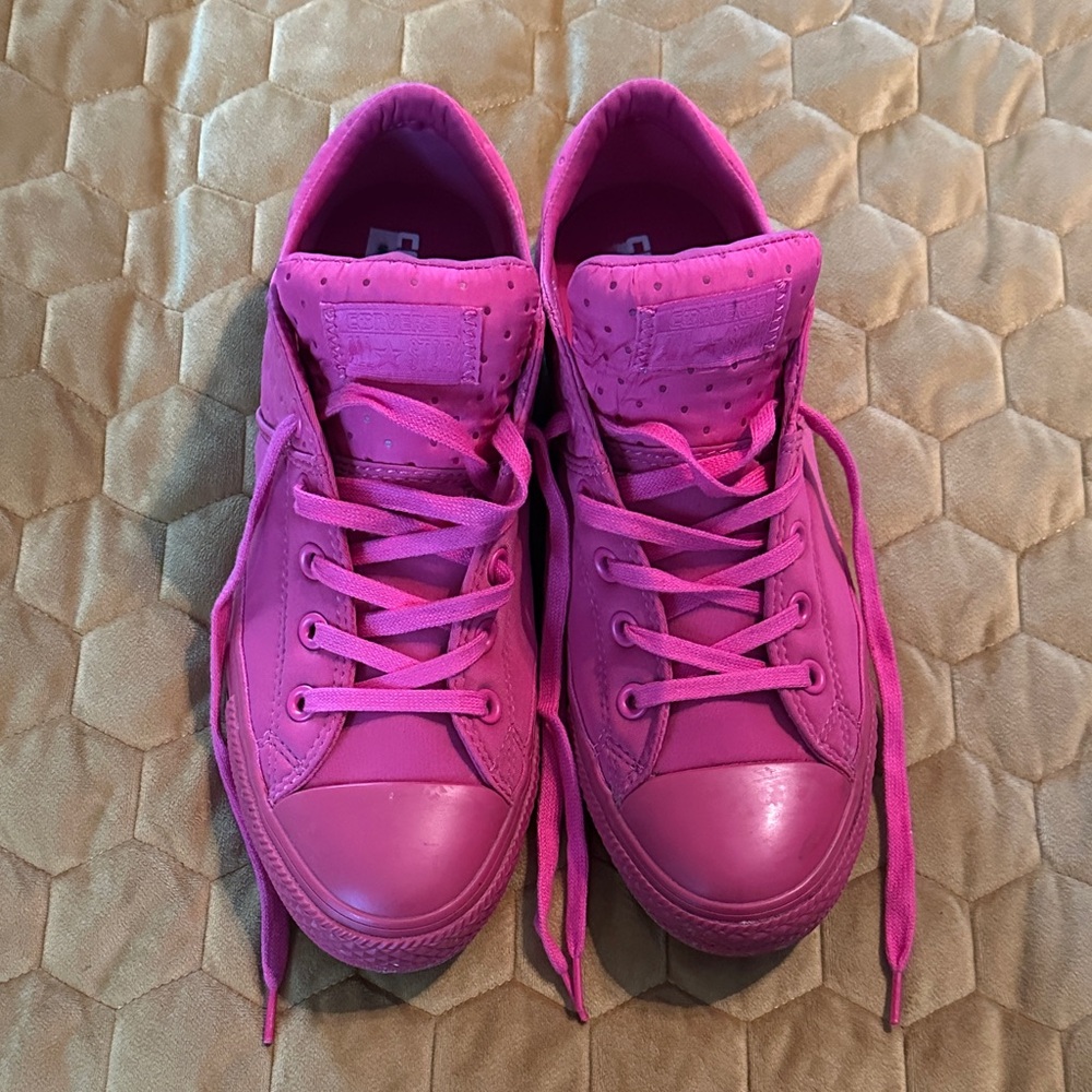 Converse Women's Sneakers in Bold Pink
